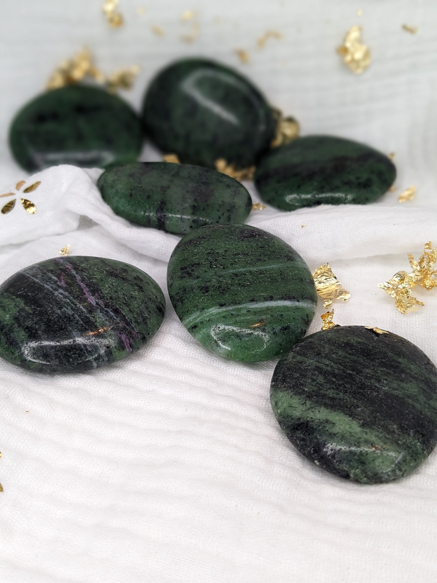 Galet Rubis zoisite