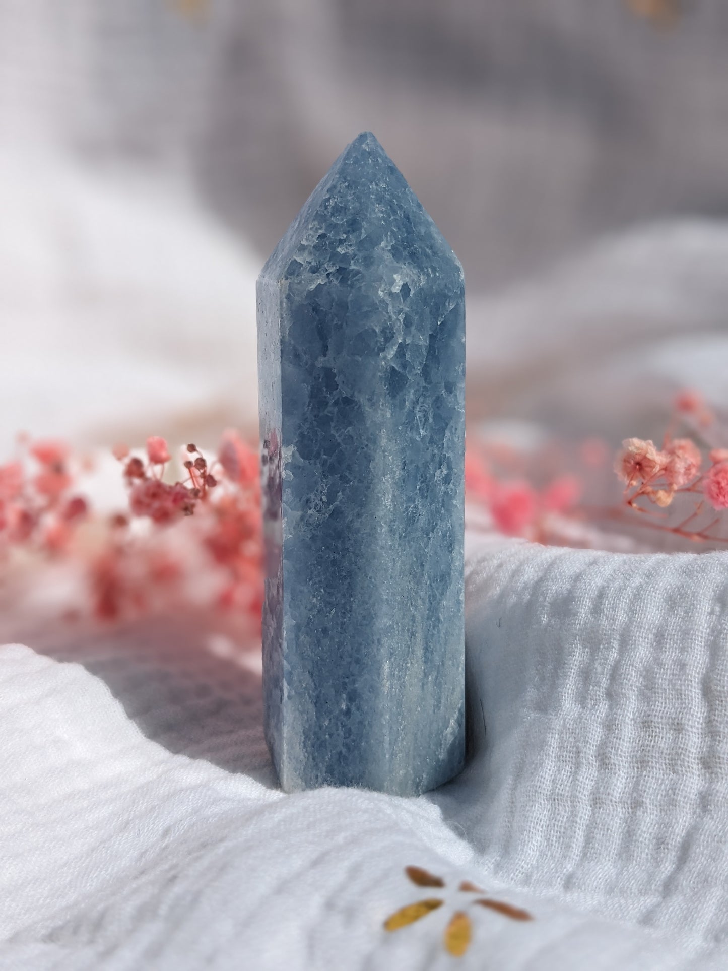 Obélisque de calcite bleue