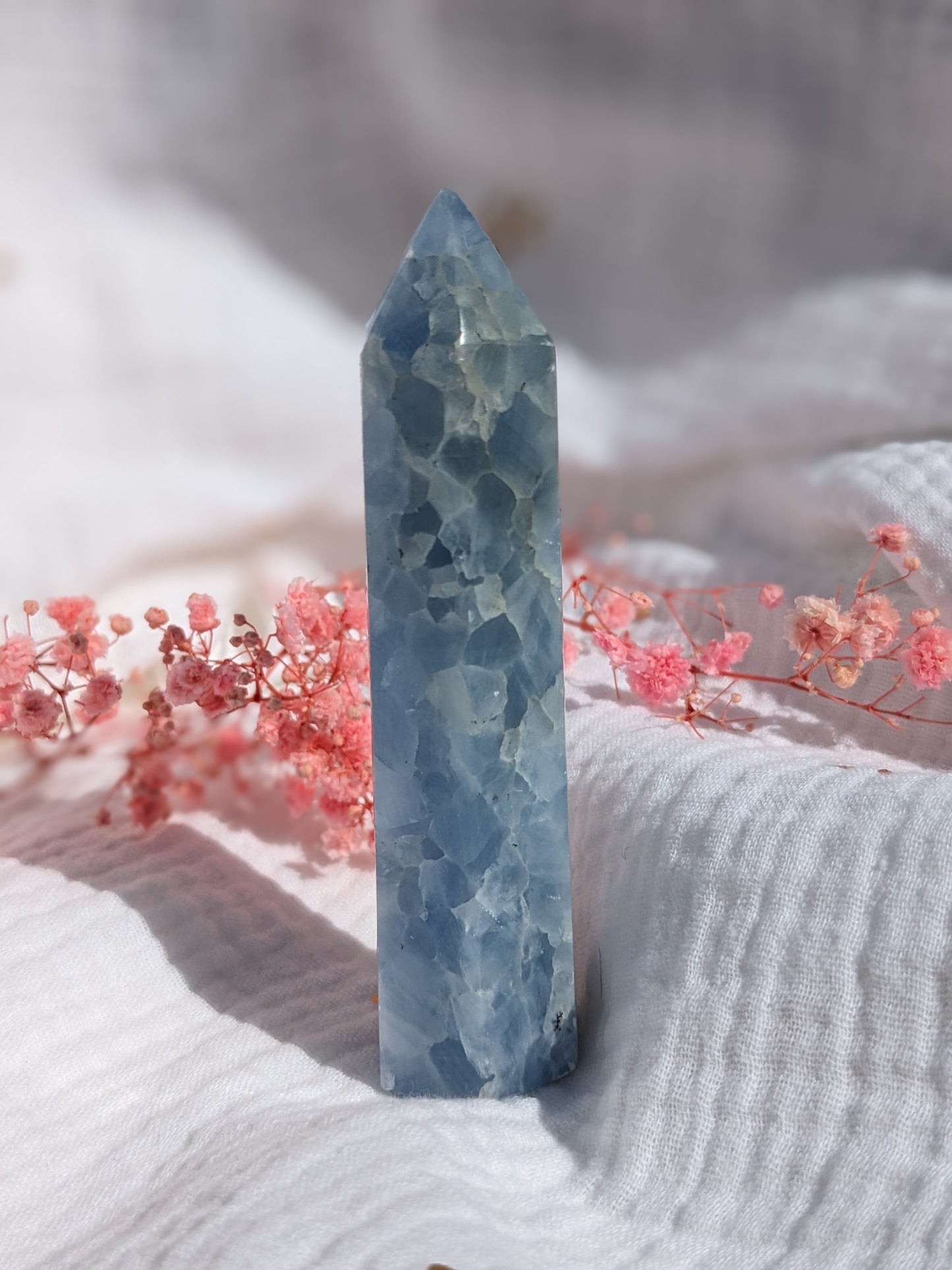 Obélisque de calcite bleue