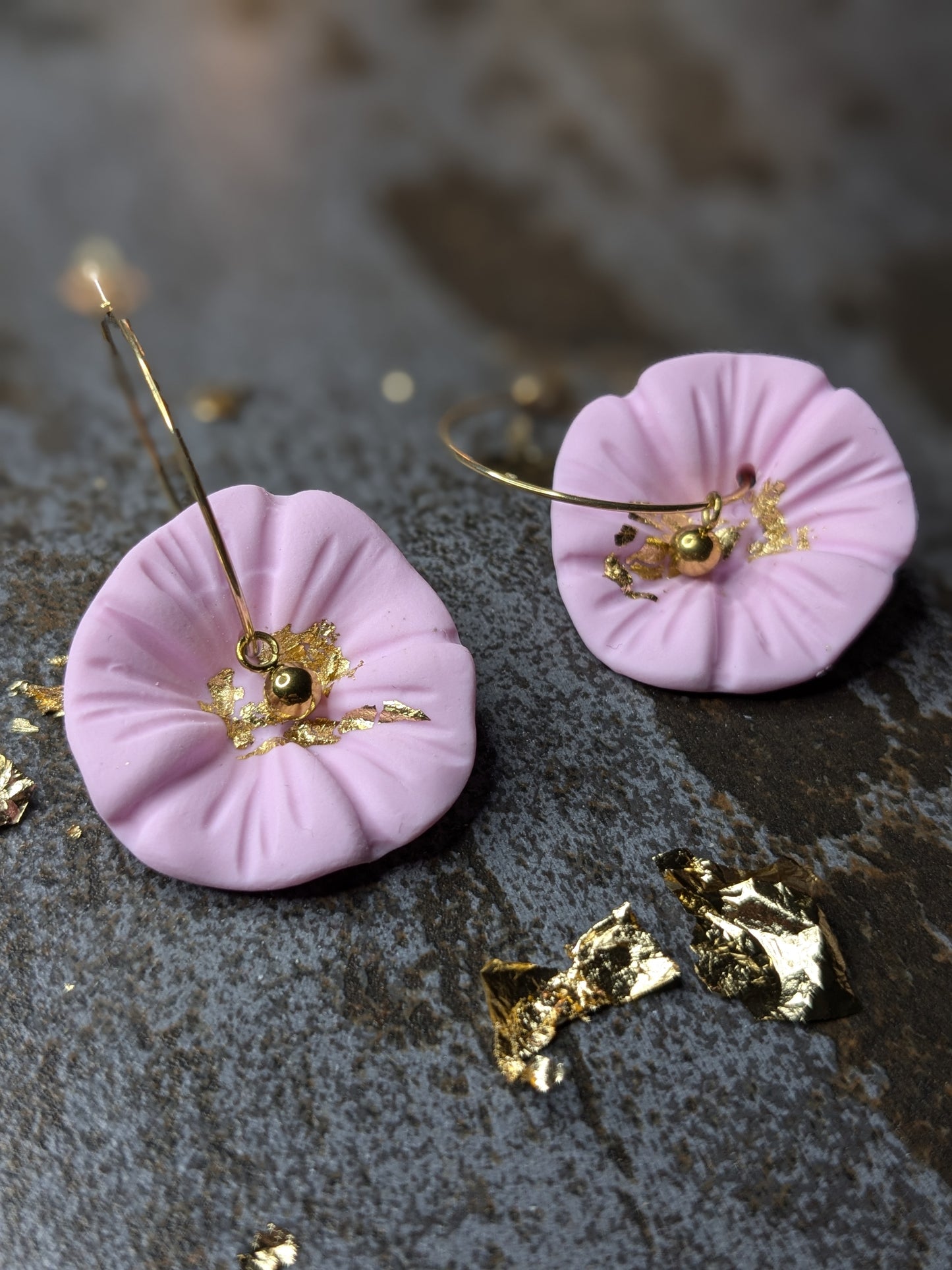 Boucle d'oreille Fleurs d'or 🌸