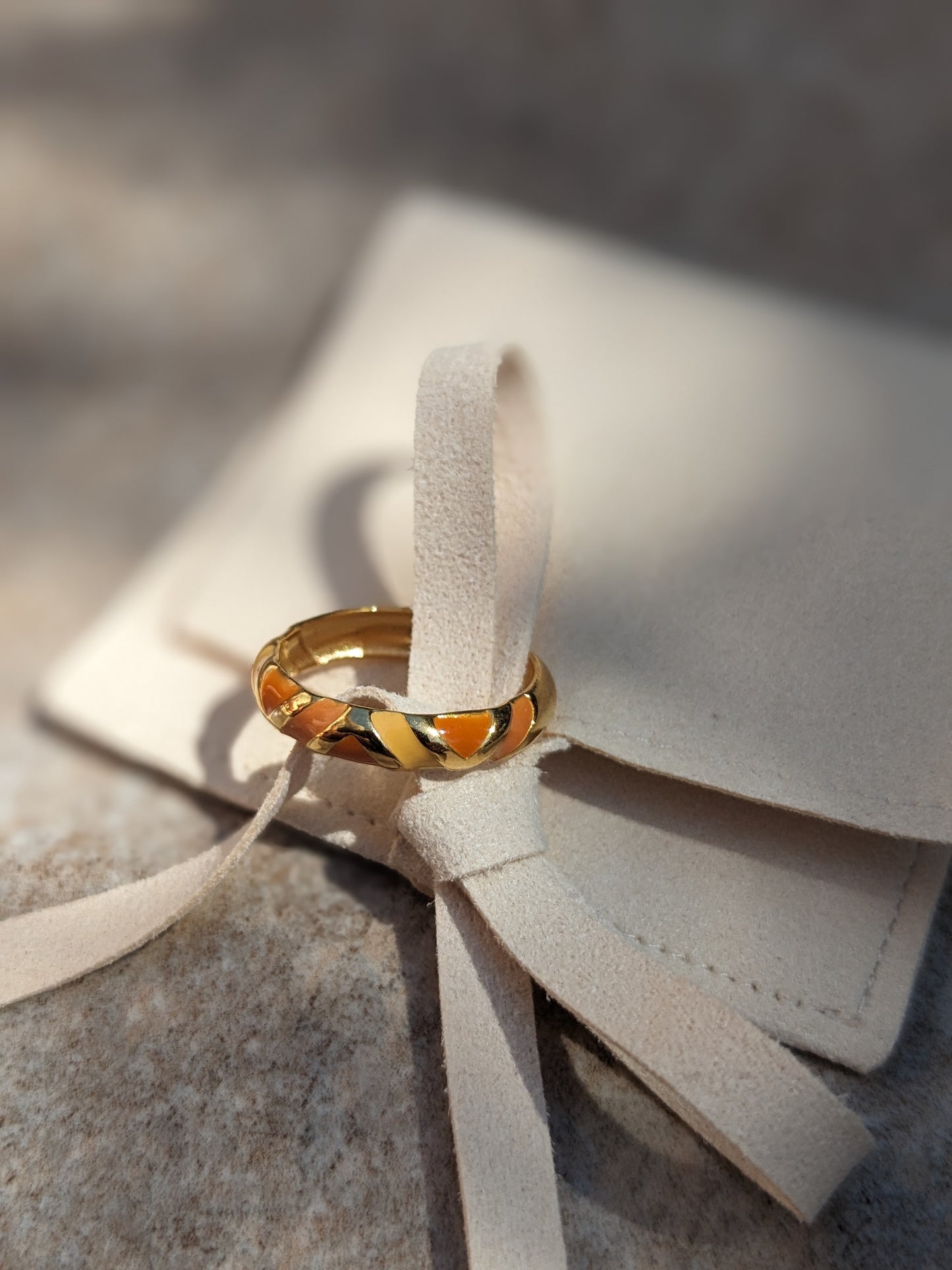 Bague fine ajustable