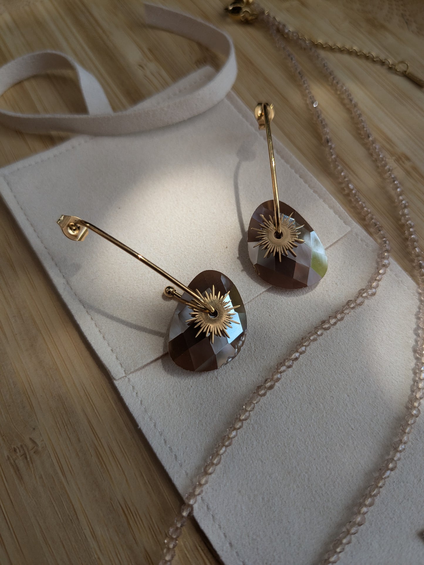 Boucle d'oreille Collection SunSet Lovers Beige Nacré