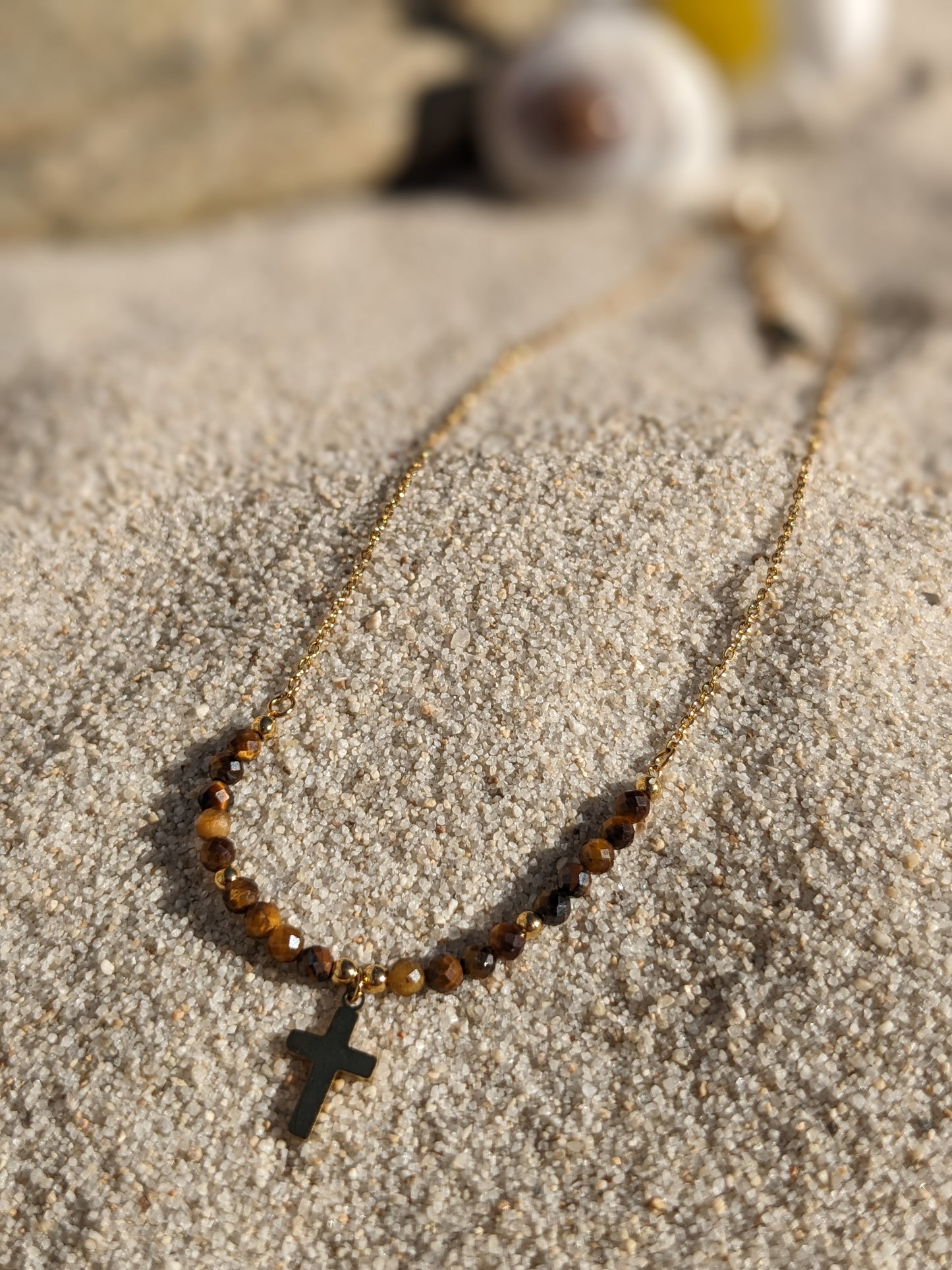 Collier oeil de tigre & croix