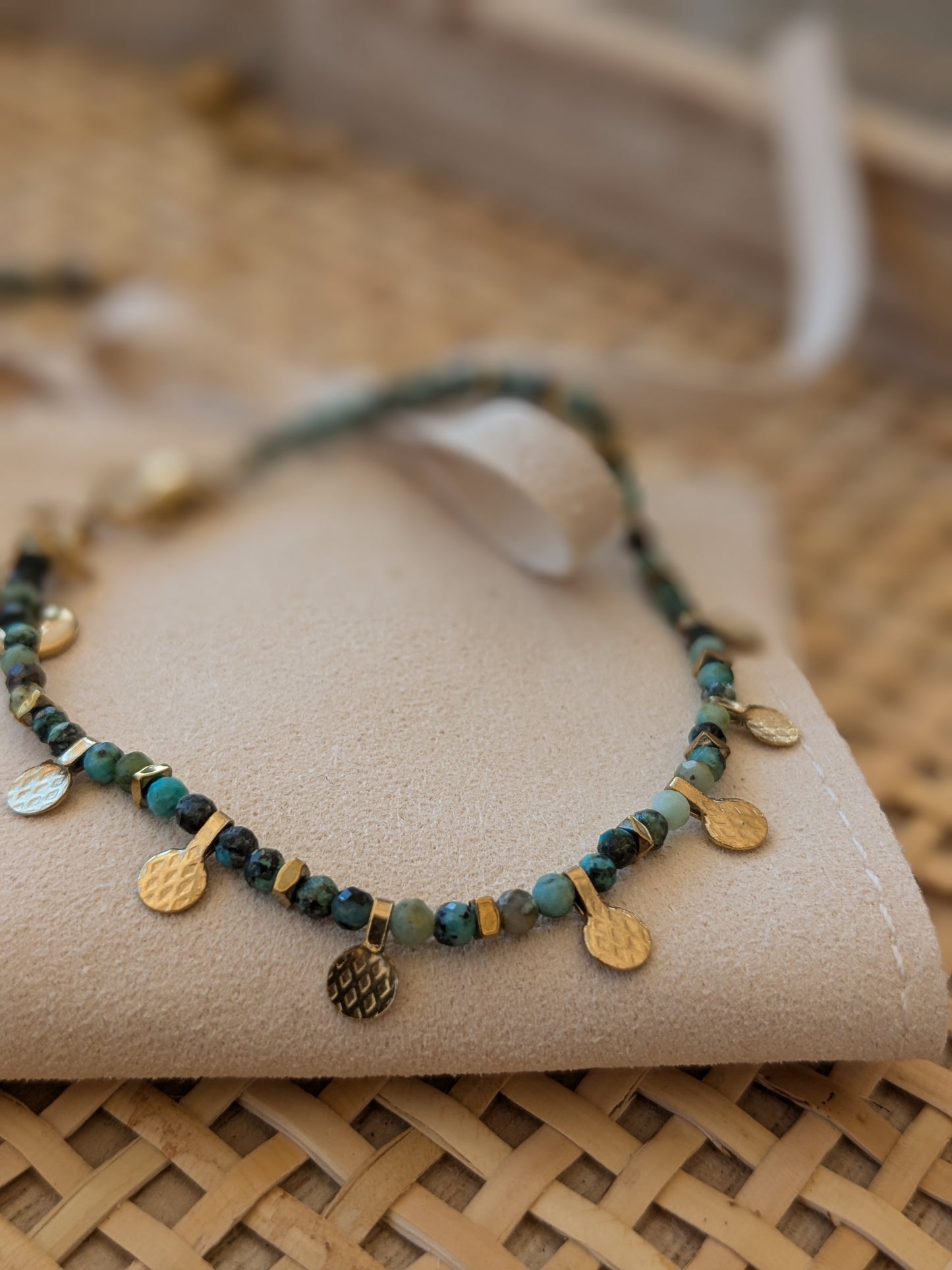 Bracelet perle en pierre et pampille ✨