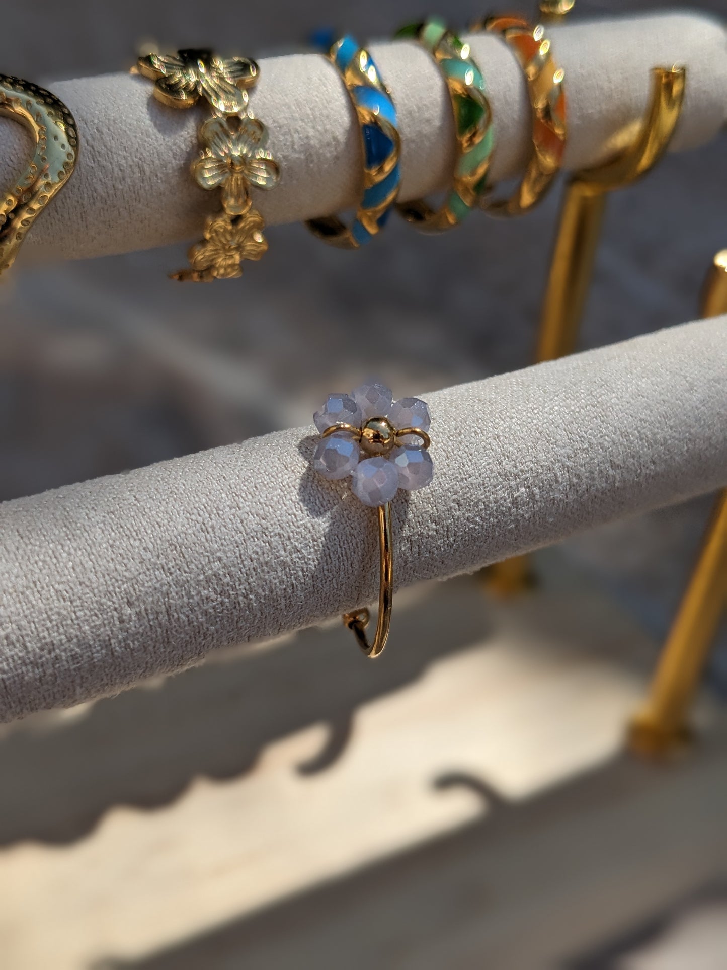 Bague marguerite blanc nacré