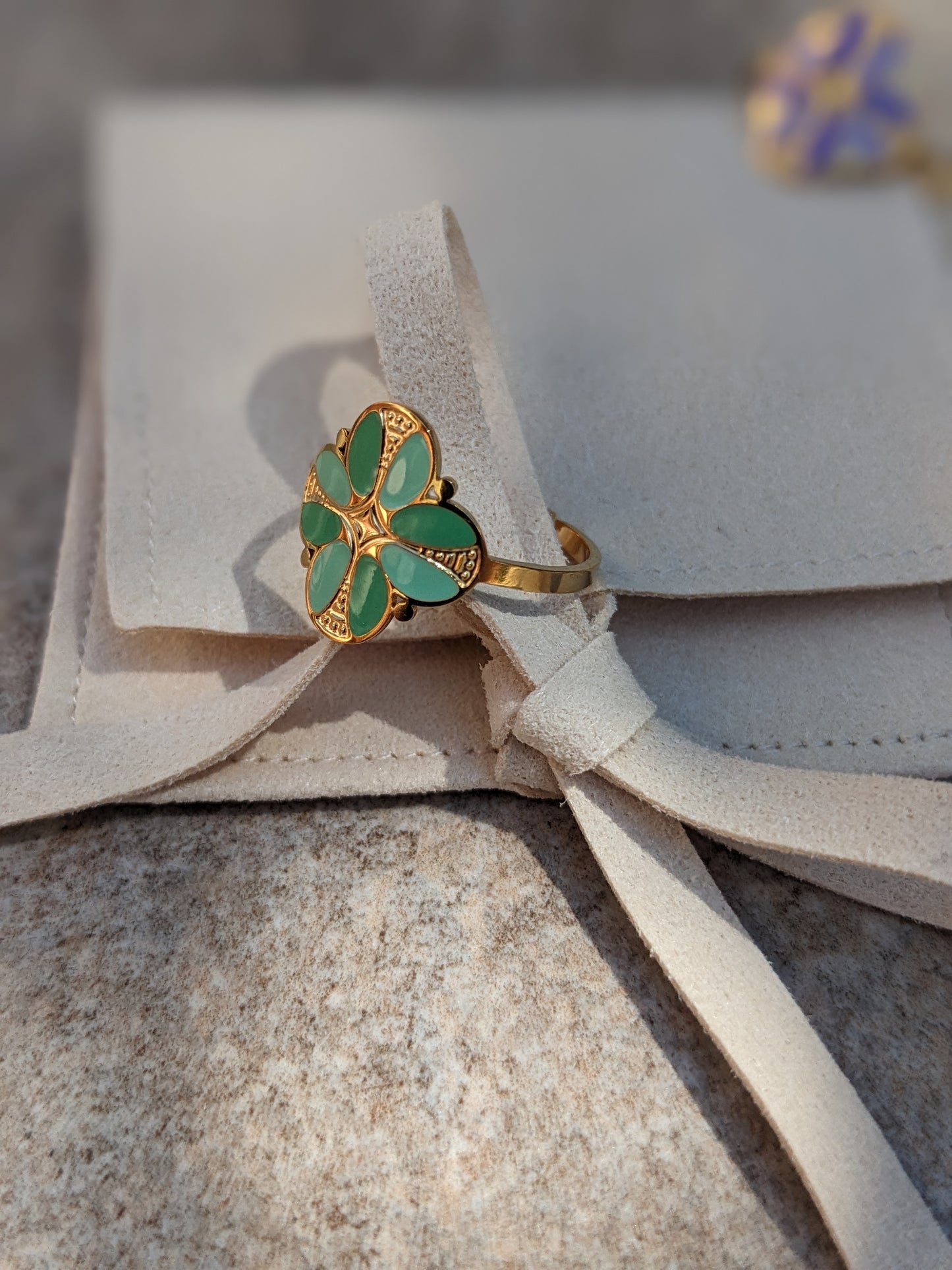 Bague ajustable trèfle vert